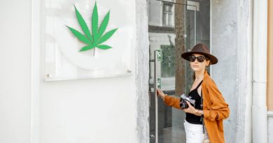 Tips For Your First Trip to a Cannabis Dispensary | What to Bring With You
