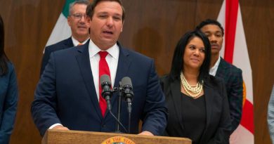 Florida Governor Stands in Opposition to Putrid Marijuana Stench