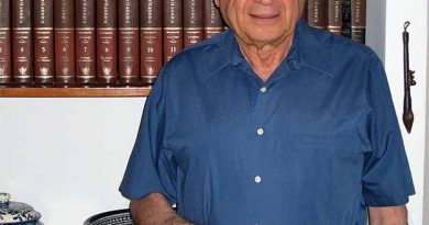 Raphael Mechoulam